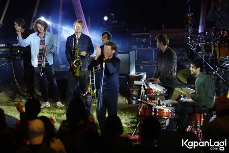 Foto Jungle By The Night