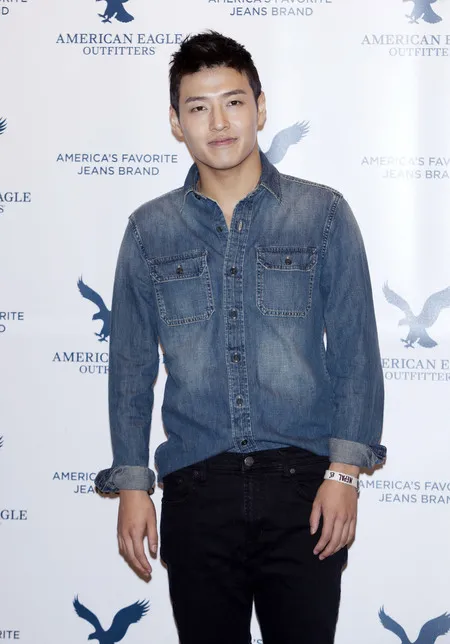Foto Kang Ha Neul
