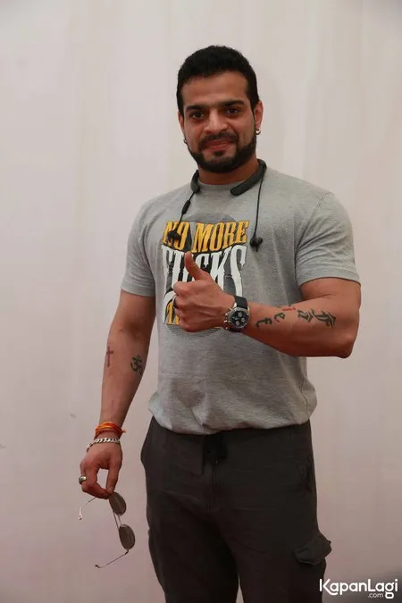 Foto Karan Patel Raman