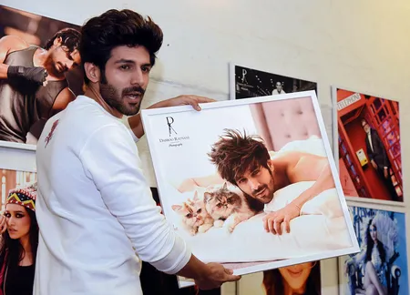 Foto Kartik Aryan