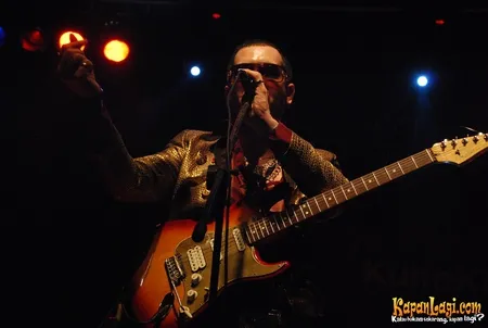 Foto La Caravane Passe