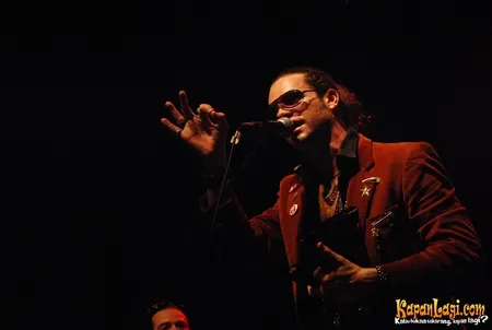 Foto La Caravane Passe