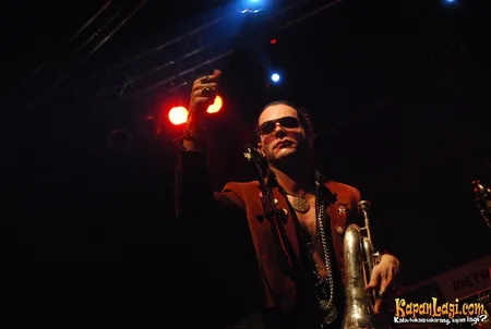 Foto La Caravane Passe