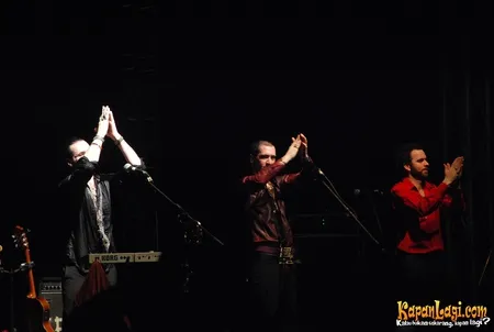 Foto La Caravane Passe