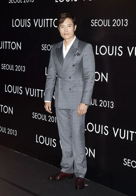 Foto Lee Byung Hun