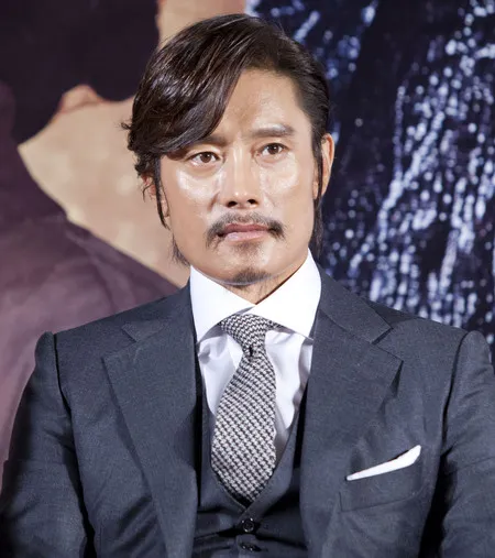 Foto Lee Byung Hun