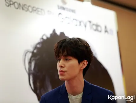 Foto Lee Dong Wook