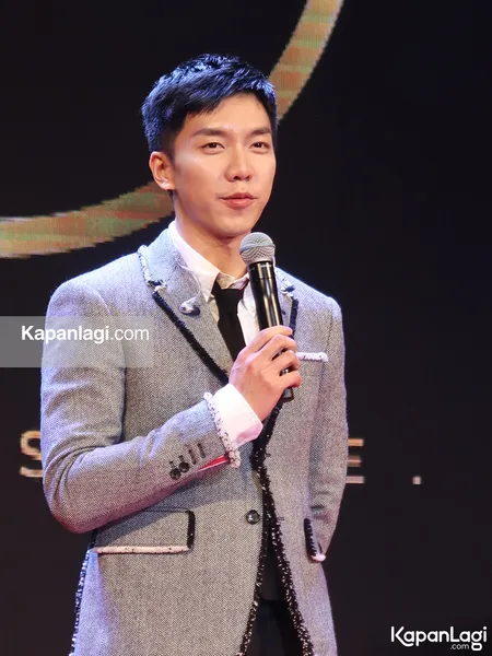 Foto Lee Seung Gi