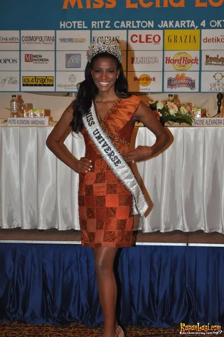 Foto Leila Lopes
