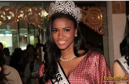 Foto Leila Lopes
