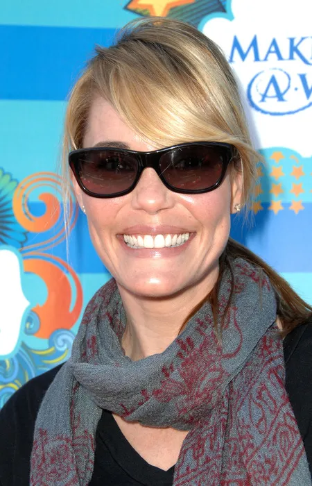 Foto Leslie Bibb