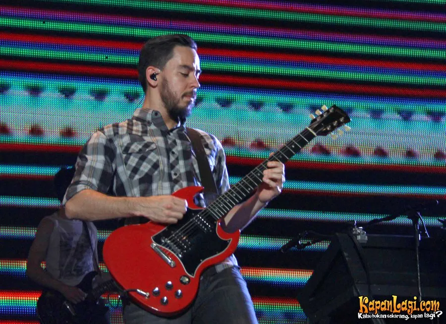 Linkin Park umumkan album live terakhir mereka bersama Chester Bennington, 'ONE MORE LIGHT' © KapanLagi.com