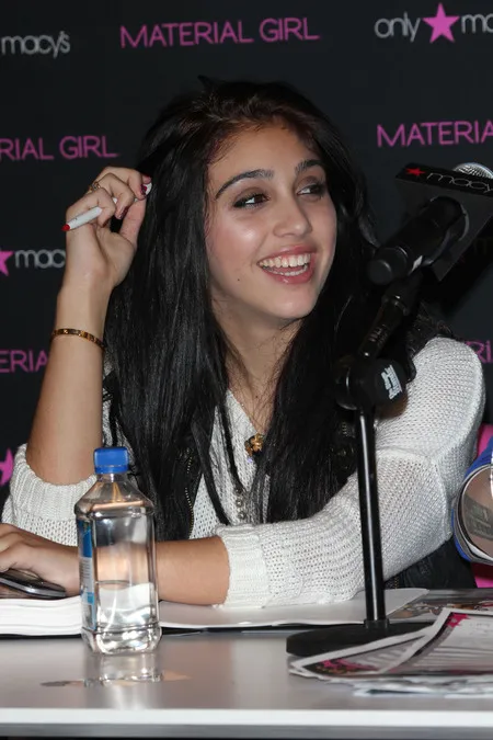 Foto Lourdes Leon