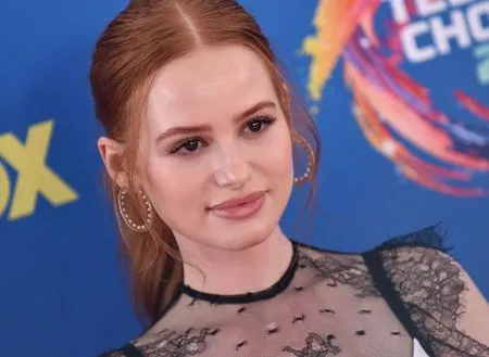 Foto Madelaine Petsch