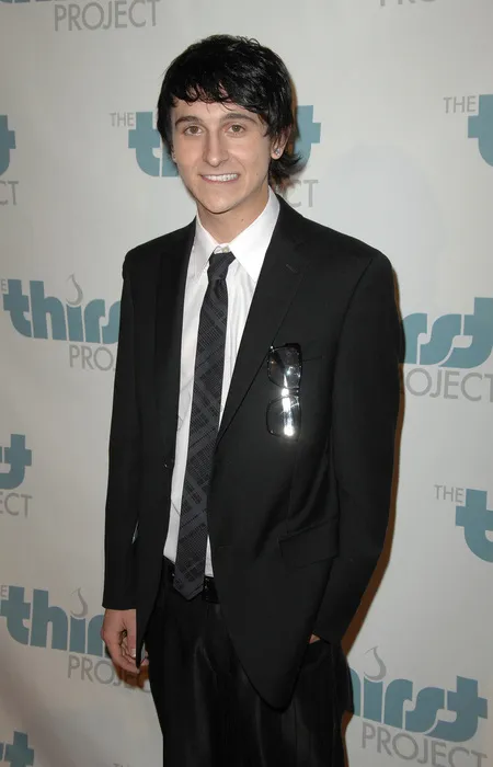Foto Mitchel Musso