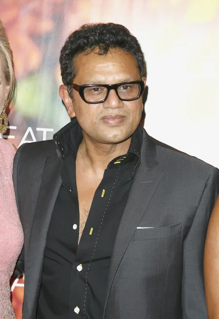 Foto Naeem Khan
