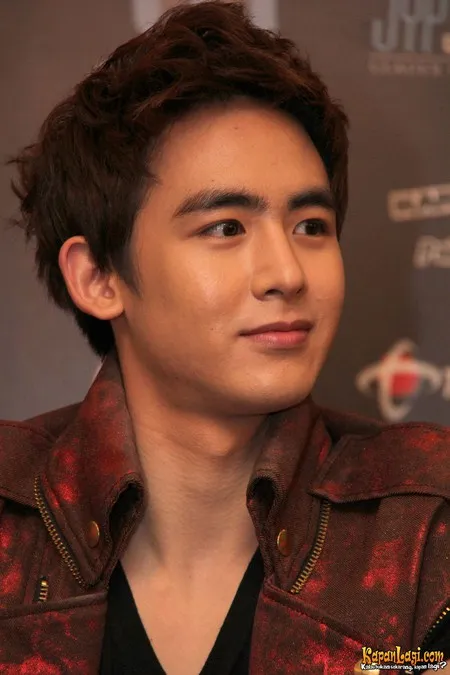 Foto Nichkhun