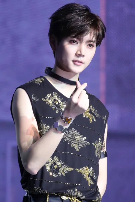 Foto NUEST