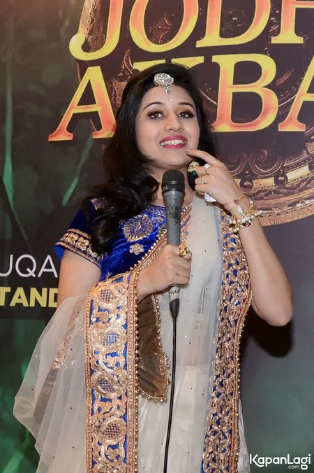 Foto Paridhi Sharma