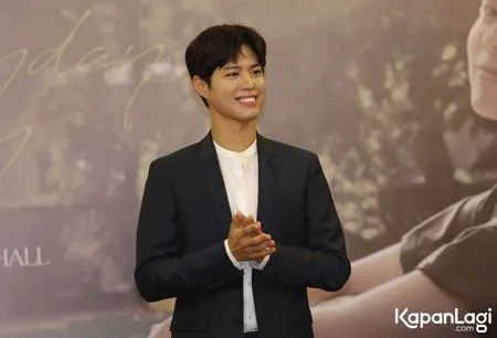 Foto Park Bo Gum
