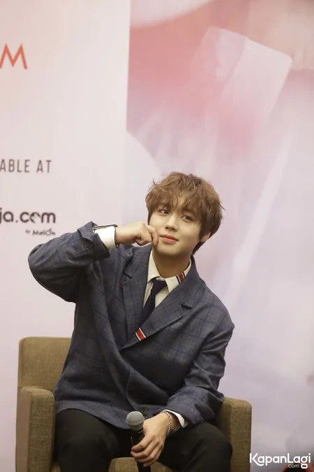 Foto Park Jihoon