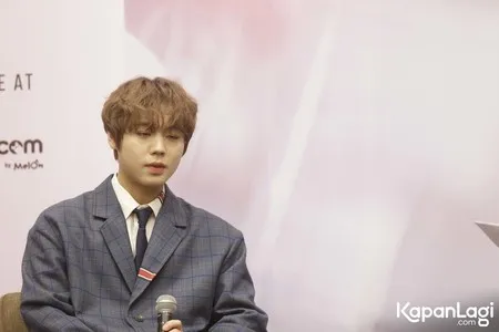 Foto Park Jihoon
