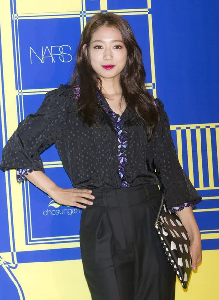 Foto Park Shin Hye