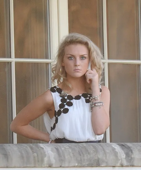 Foto Perrie Edwards
