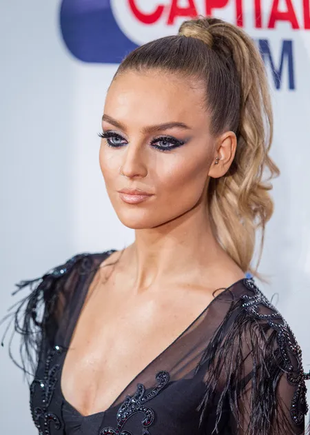 Foto Perrie Edwards