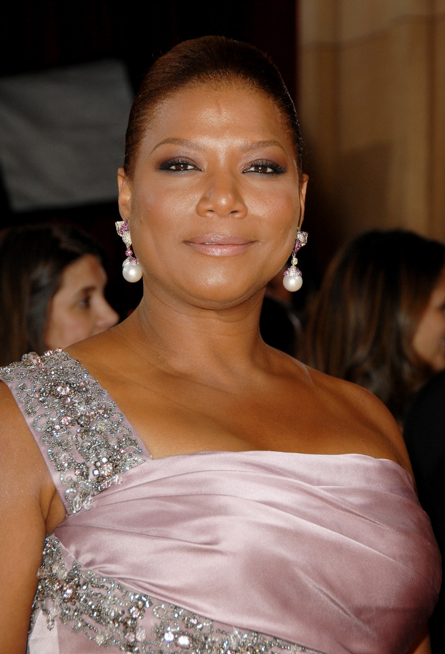 Queen Latifah Fakes