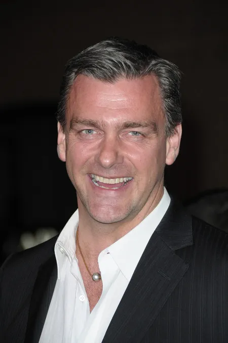 Foto Ray Stevenson