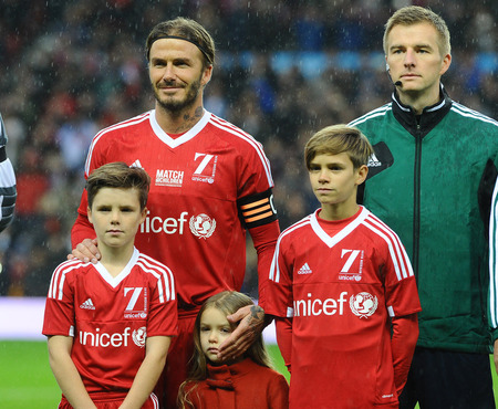 Foto Romeo Beckham. Nomor Foto: 010