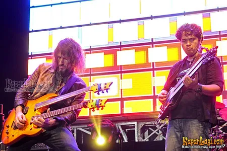Foto Ron Bumblefoot Thal