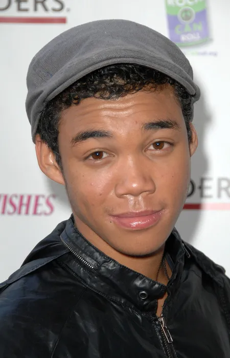 Foto Roshon Fegan
