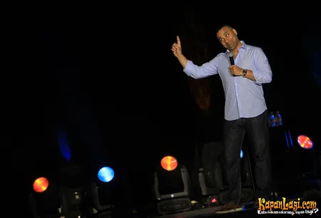 Foto Russell Peters