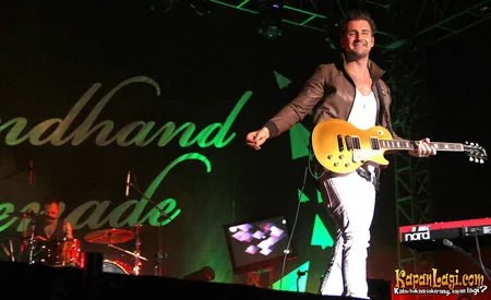 Foto Secondhand Serenade