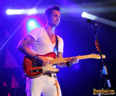 Foto Secondhand Serenade