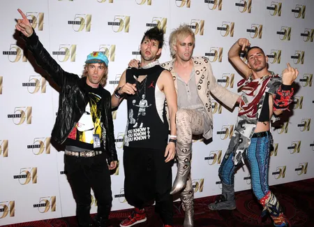 Foto Semi Precious Weapons