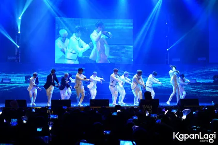 Foto SEVENTEEN