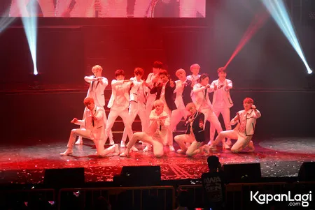 Foto SEVENTEEN
