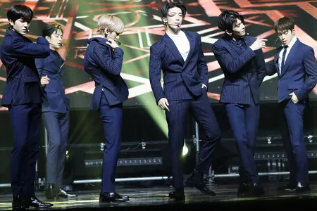 Foto SF9