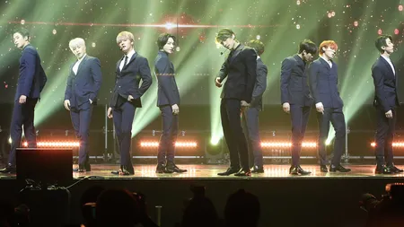 Foto SF9