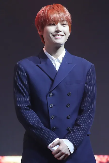 Foto SF9