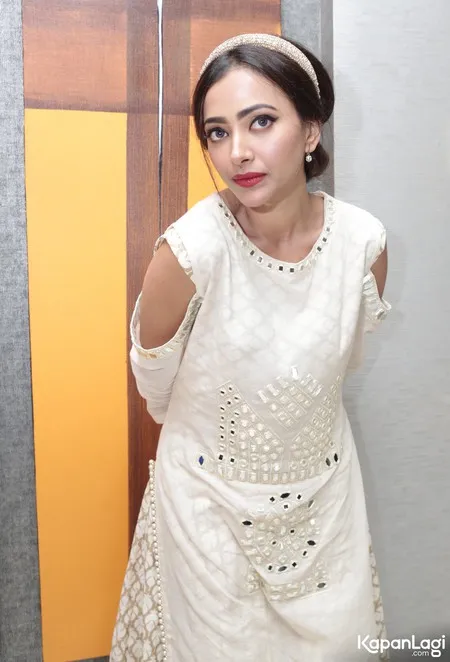 Foto Shweta Basu Prasad