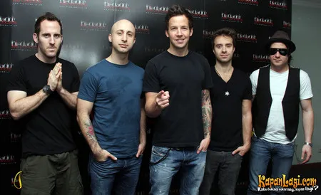 Foto Simple Plan
