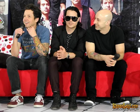 Foto Simple Plan