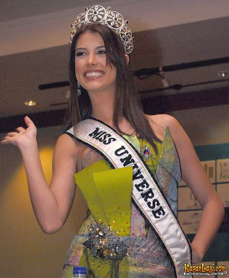Foto Stefania Fernandez