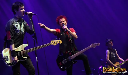 Foto Sum 41
