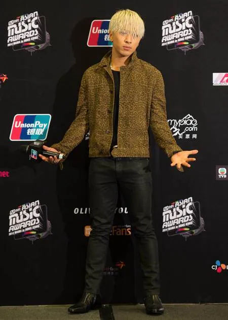 Foto Taeyang. Nomor Foto: 007