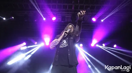 Foto Taking Back Sunday